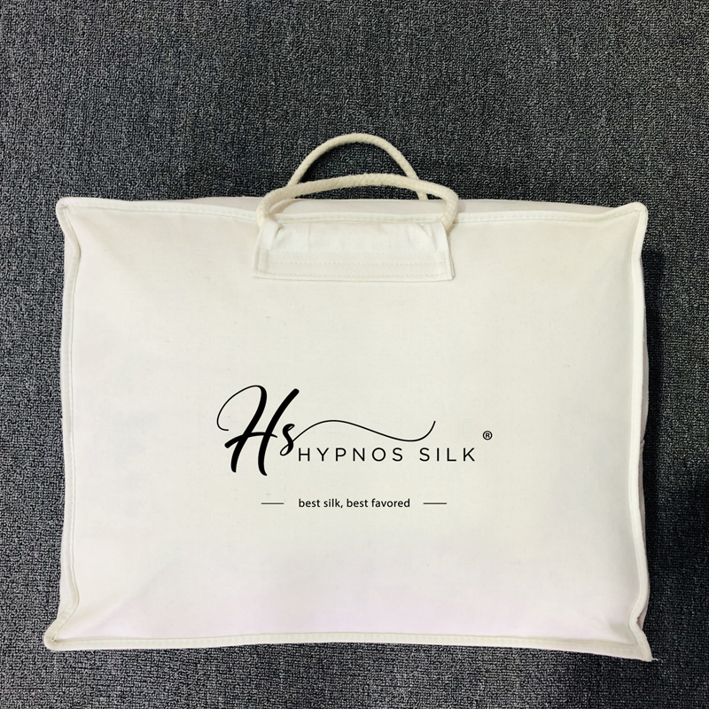 Hypnos Silk Comforter